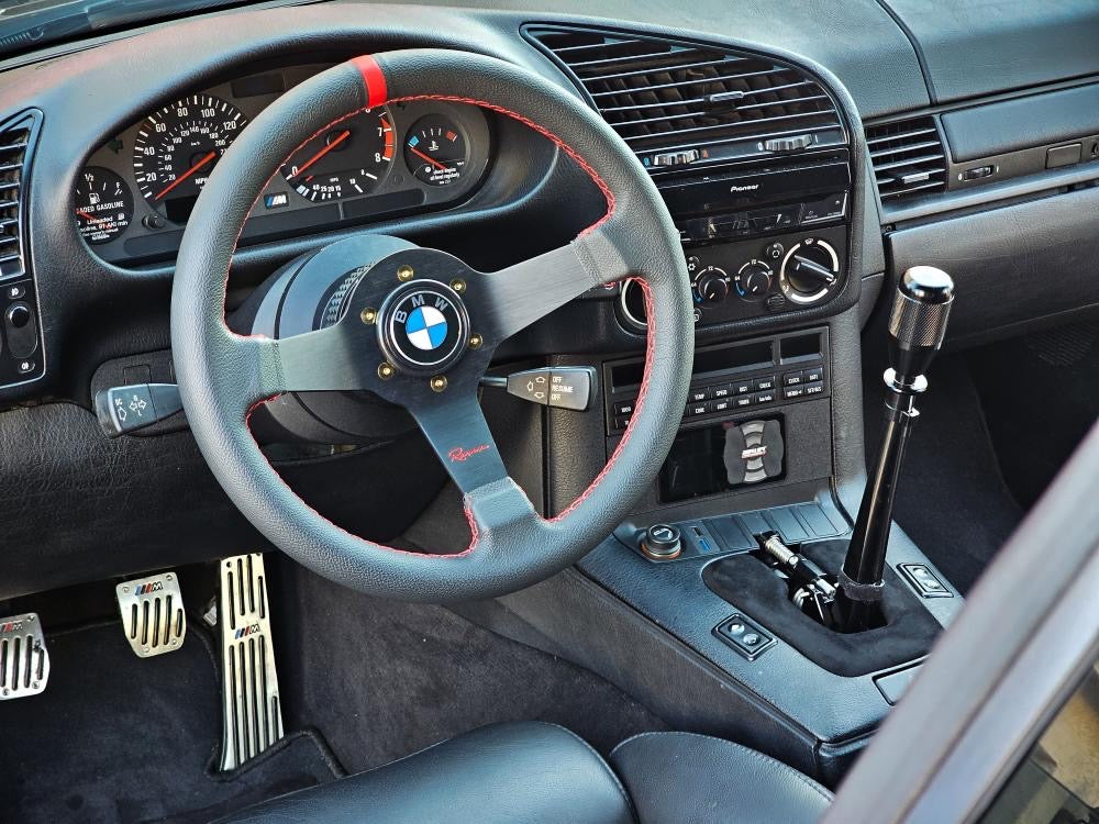E36 Airlift Controller Mount