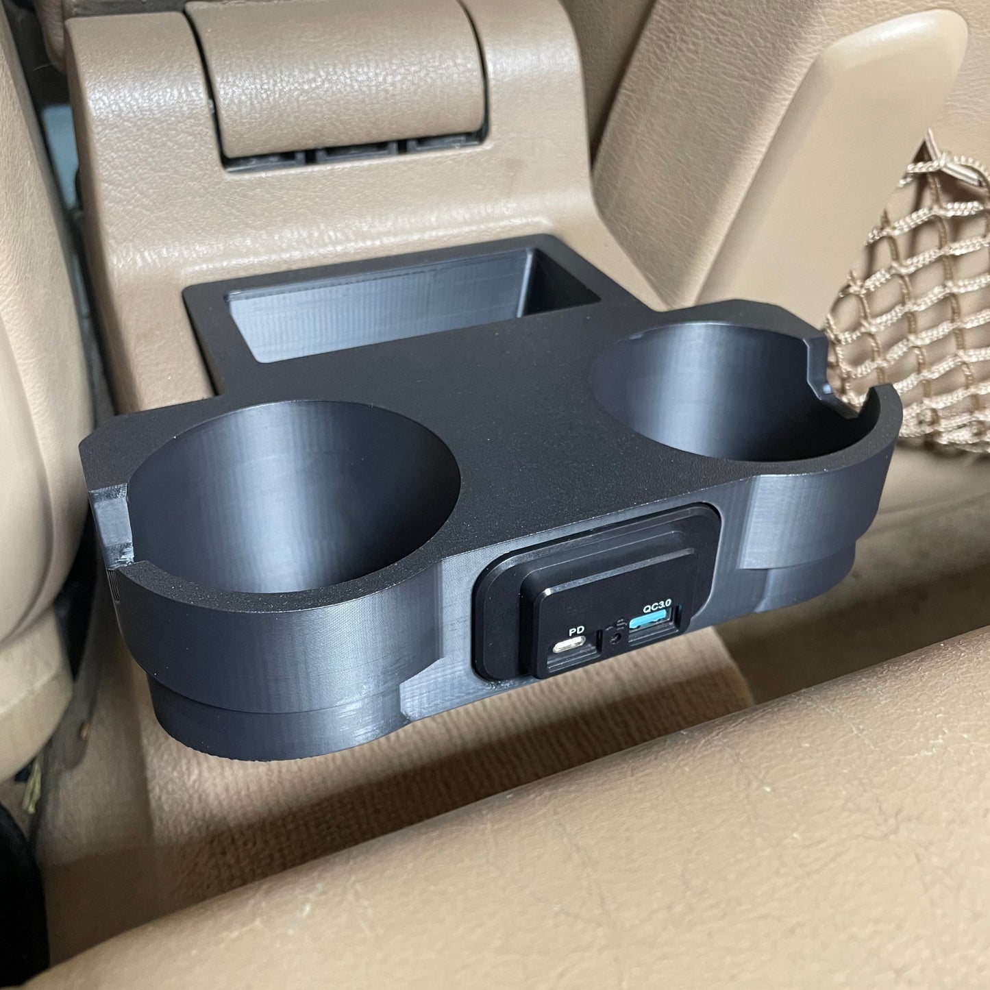 E36 Rear Cupholder with USB-C & USB-A Fast Charger