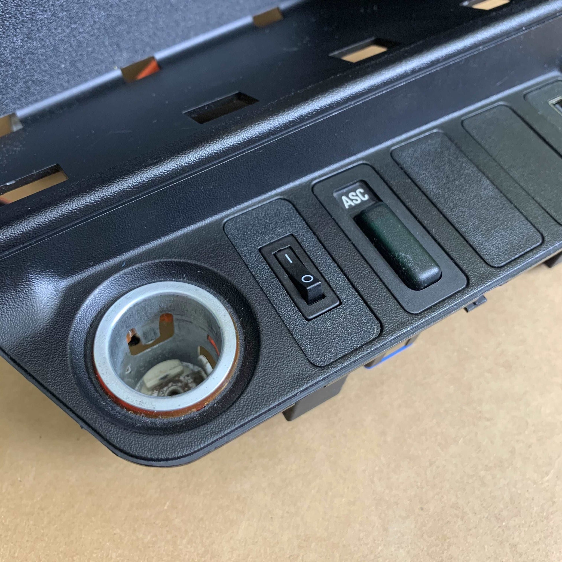 E36 AUX Switch