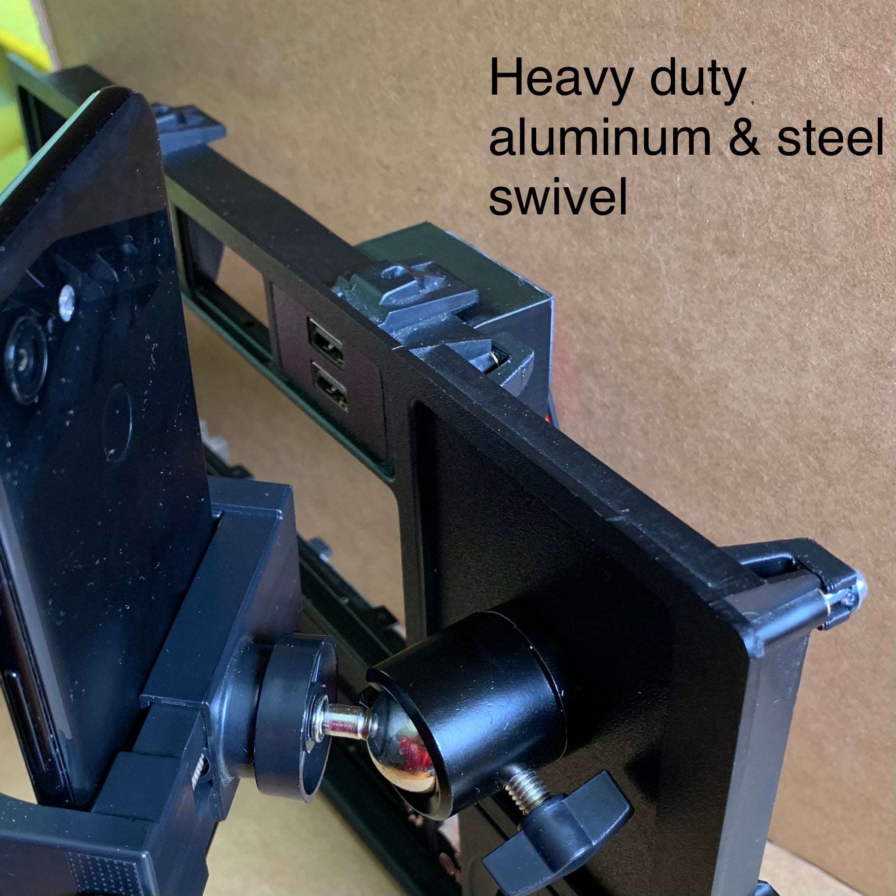 E30 Universal Phone Mount
