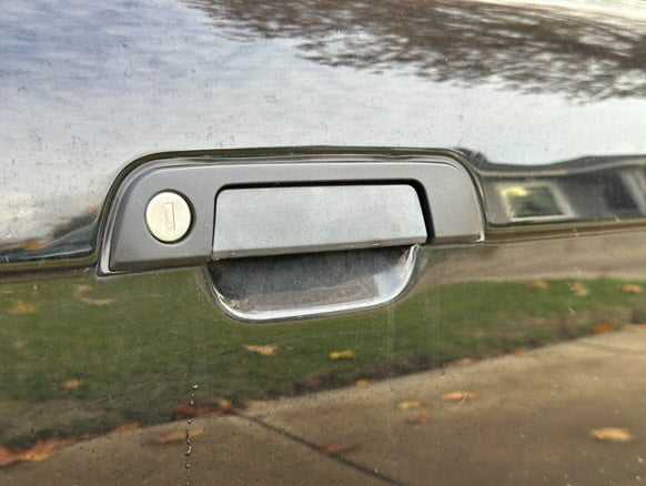 E36 Exterior Door Handle Trim Replacement