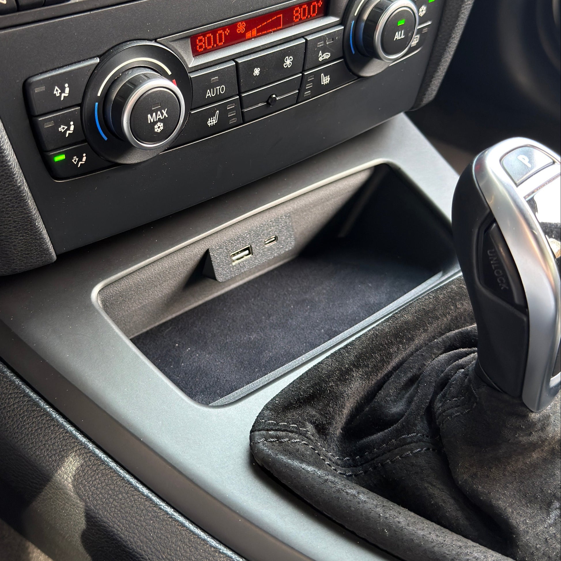 BMW E9X 3 Series Wireless Charger